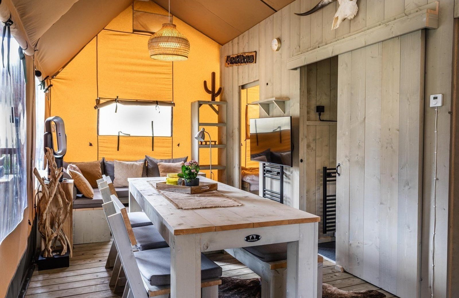 Safaritenten met hottub 3