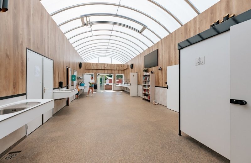 Sanitair camping epe